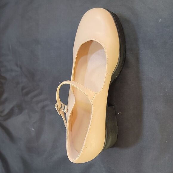 BRAND NEW YVO MARY-JANE WOMEN'S, BUCKLE DETAIL PLATFORM WEDGE PUMP - Picture 13 of 15